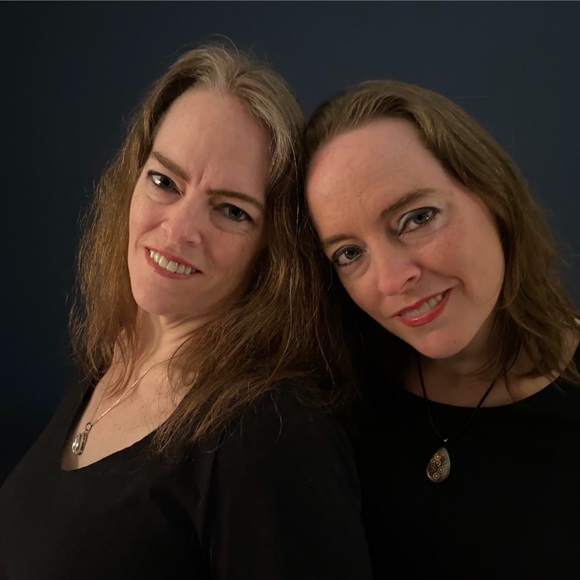 ✈️Meet your Posh Ambassador, Robin!✈️ - Picture 9 of 12